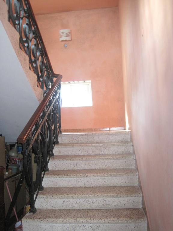 Metaxa Guesthouse باتومي الغرفة الصورة